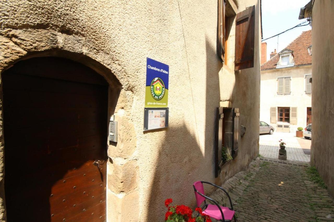 Au Coeur Du Chat Perche Arnay-le-Duc Kültér fotó