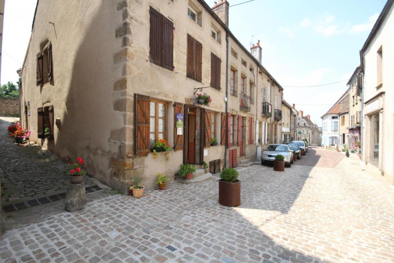 Au Coeur Du Chat Perche Arnay-le-Duc Kültér fotó